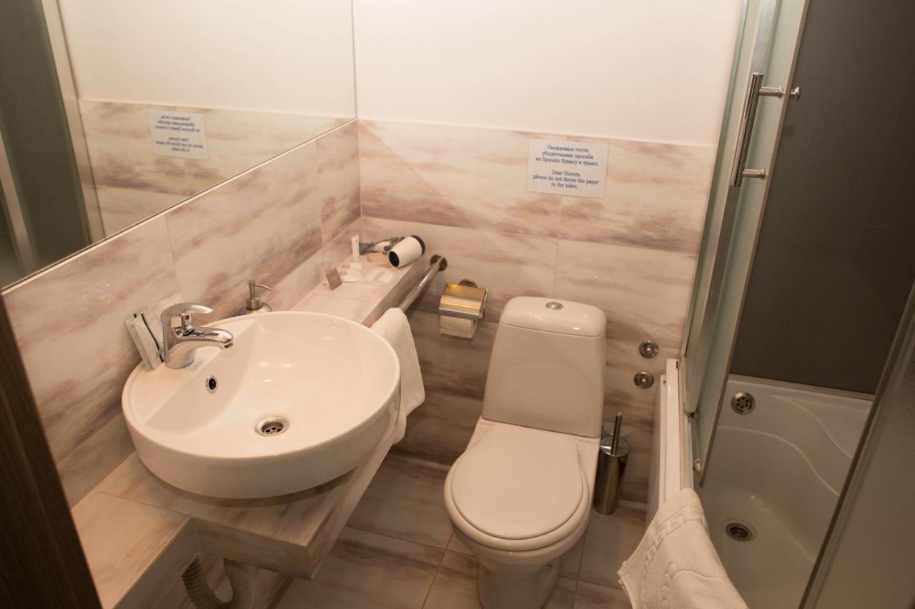 Mini Elegant Otel Kiev Dış mekan fotoğraf