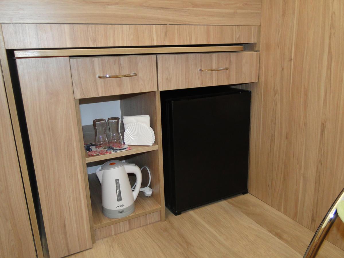 Mini Elegant Otel Kiev Dış mekan fotoğraf