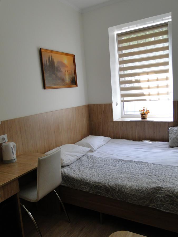 Mini Elegant Otel Kiev Dış mekan fotoğraf